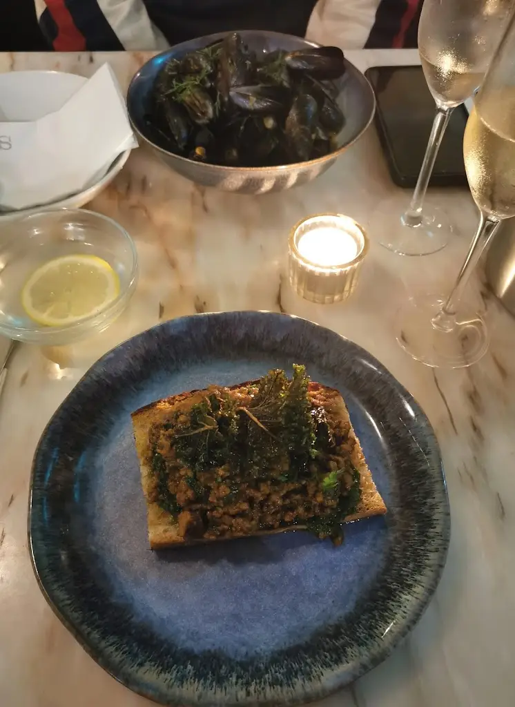 TomLynda Tang_Square Restaurant_Dundalk_recensione