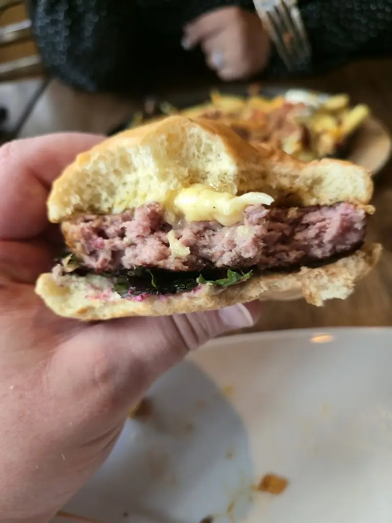 L W_Paris Texas Bar and Restaurant_Kilkenny_review