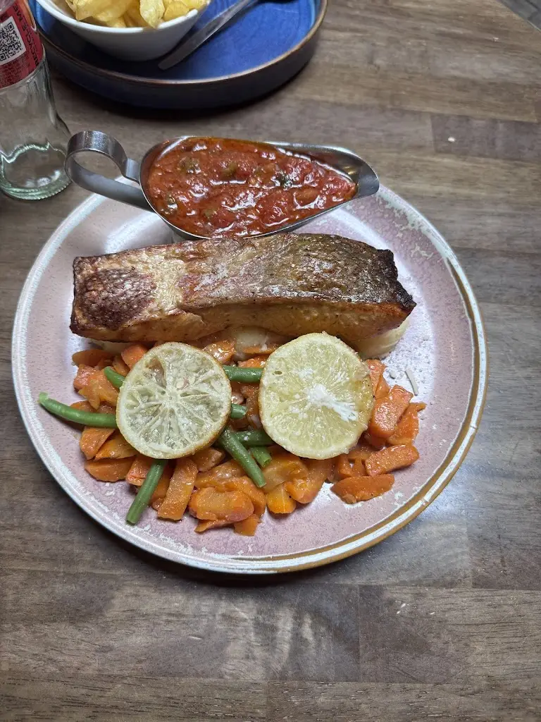 sadeq Alsudani_The Hideout Kilcullen Co.Kildare_Kilcullen_reseña