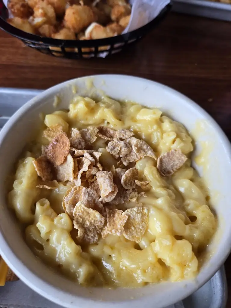 O’Sheas Corner_Kilpedder_slider_image_2