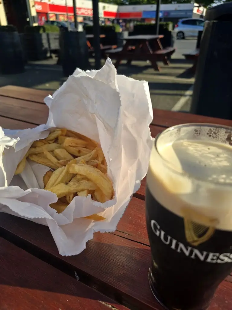 Ronan Quinn (Amare Stories)_The Little Chip Inn Swords_Kinsealy-Drinan_review