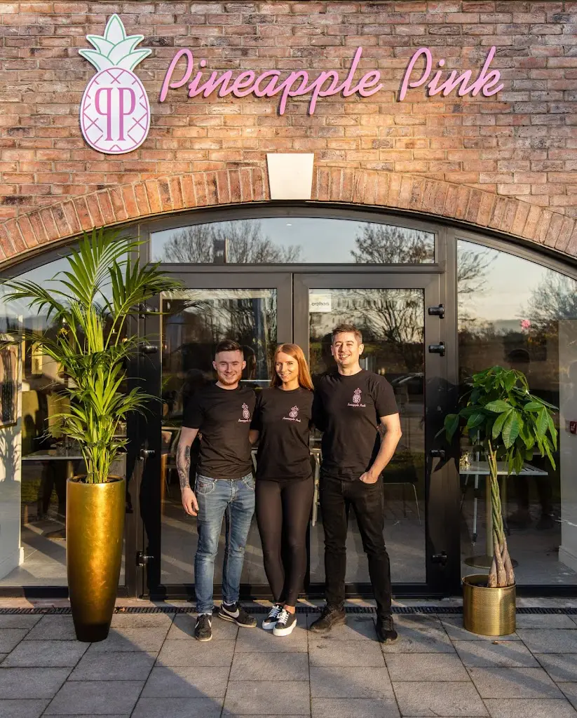 Pineapple Pink_Kinsealy-Drinan_slider_image_1