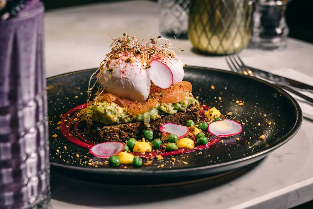 Pineapple Pink_Kinsealy-Drinan_slider_image_3