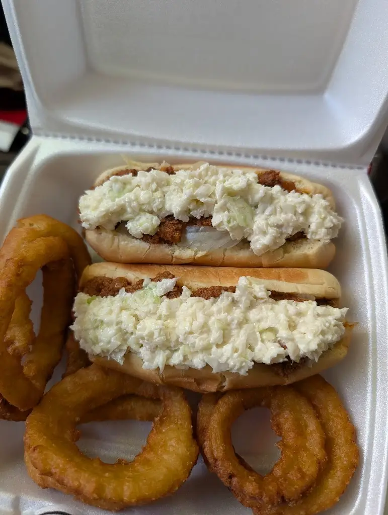 Sam Fekrirad_The Bloody Stream_Howth_reseña