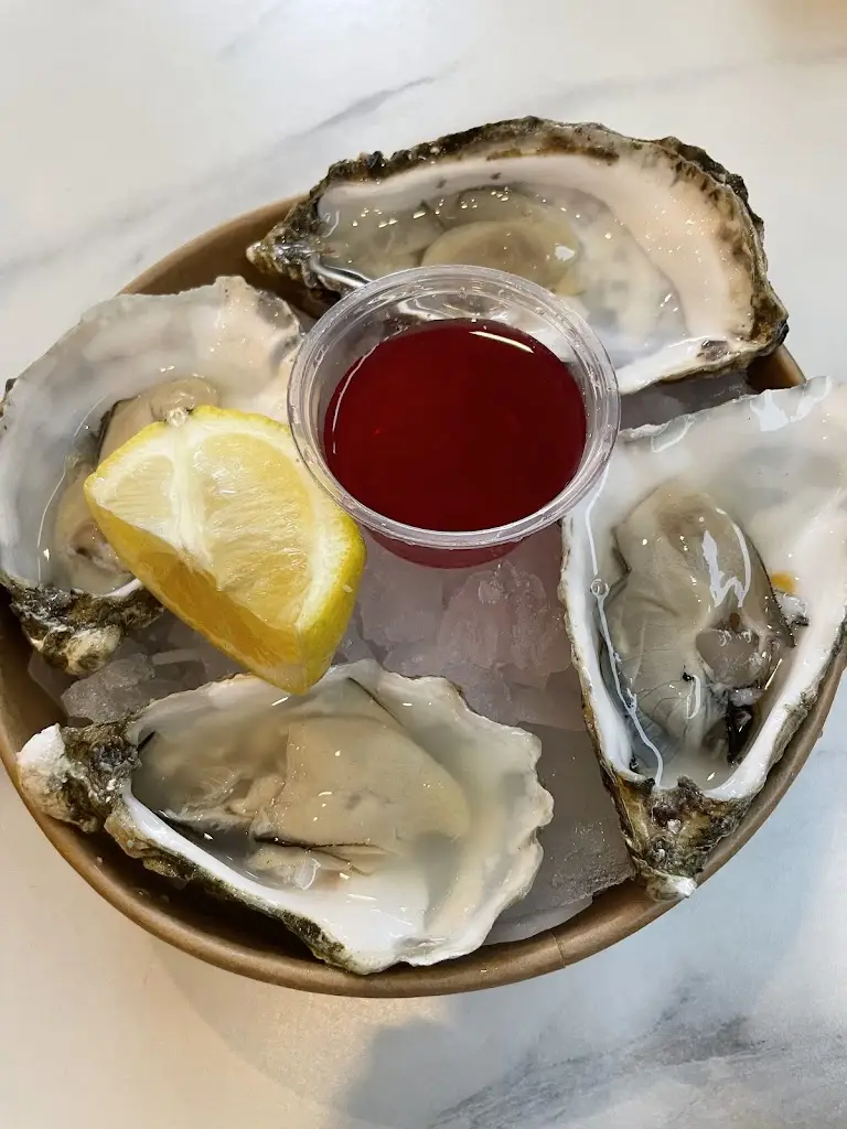 Clara_Baily Bites at Kish_Howth_review