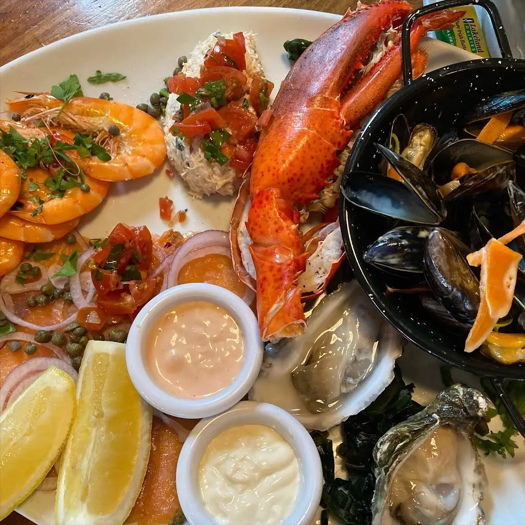 Beshoff Bros Howth_Howth_slider_image_3