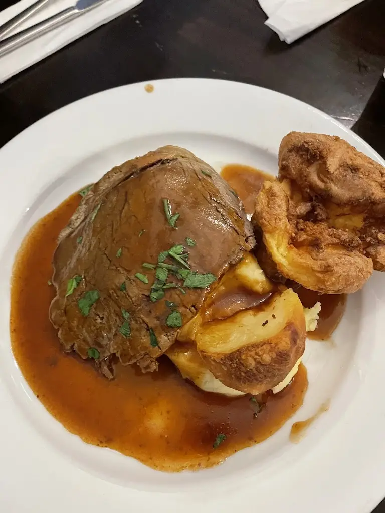 Aline Vieira_The Bay Tree_Laois_review