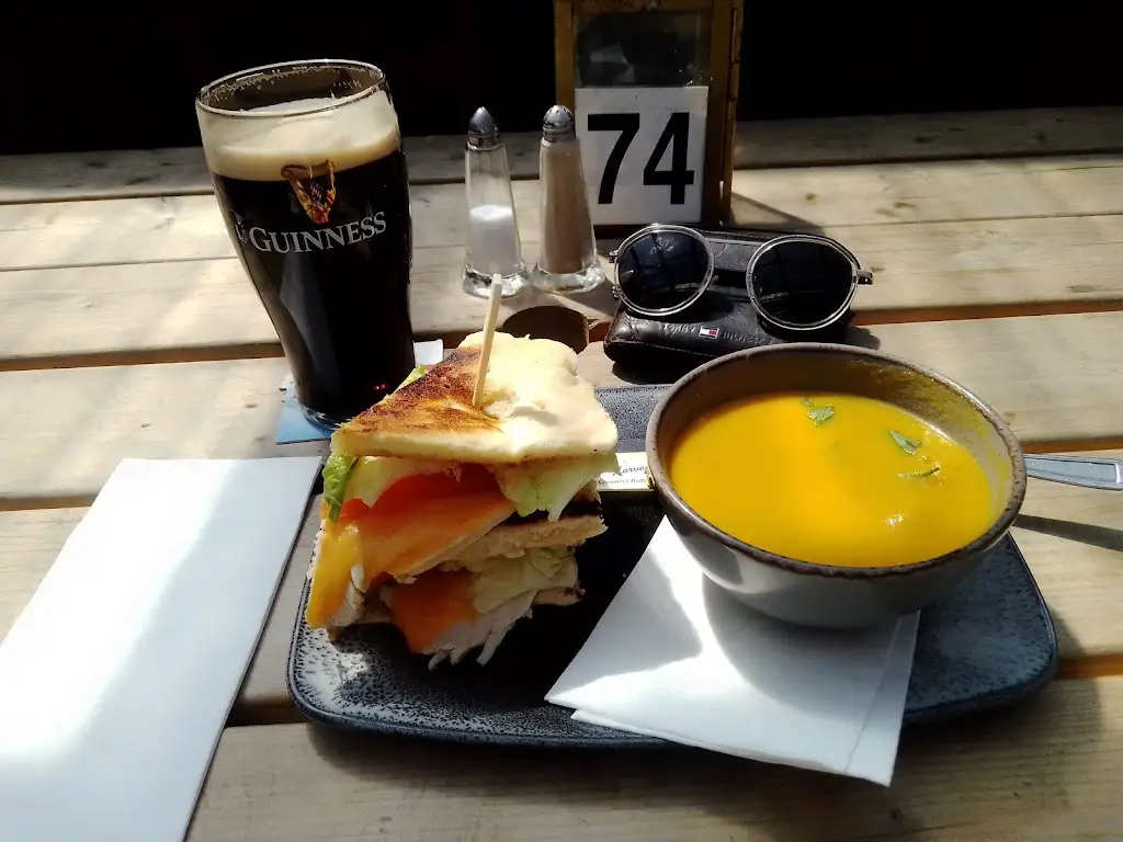 alan kearns_Jobstown House_Jobstown_Bewertung