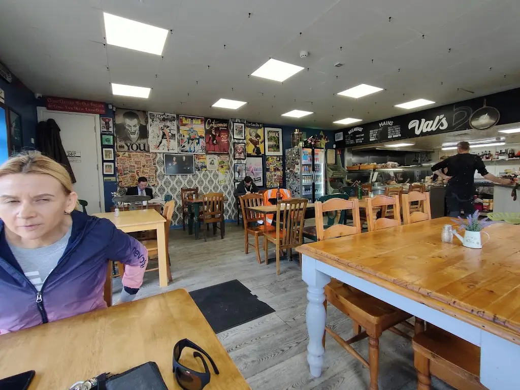 Val's Kitchen & Cafe restaurante en Jobstown