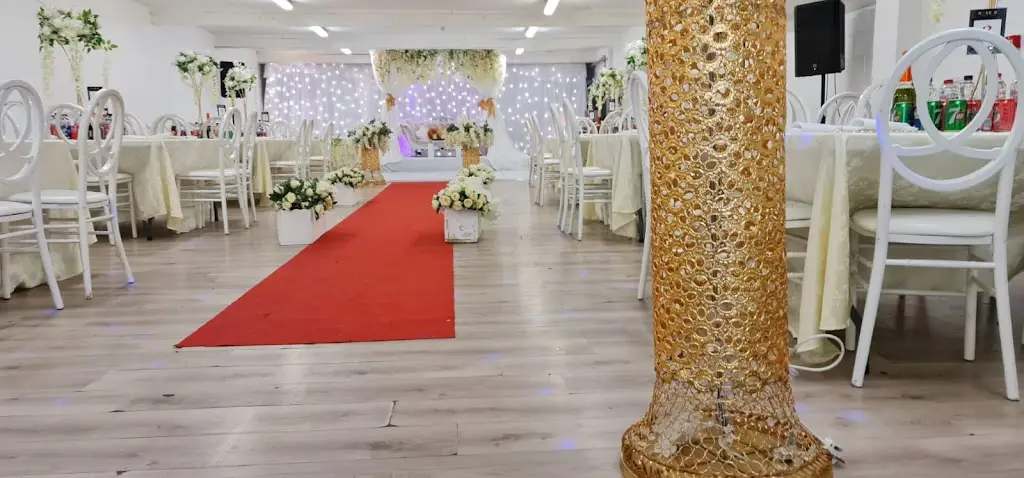 Anu's Kitchen restaurante en Jobstown