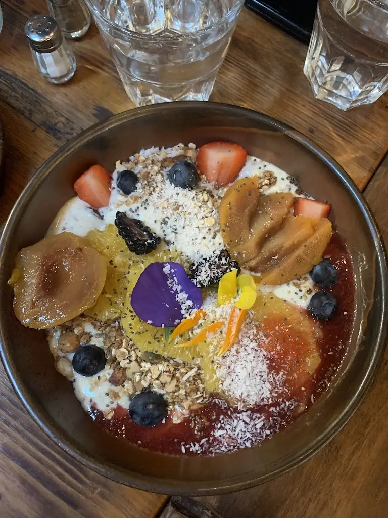 Annie Julia Sprenger Silva_Sásta by the River Kilcock_Kilcock_review