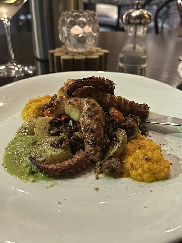 Andy Miliauskas_Bujolle Bistro_Kilcock_reseña