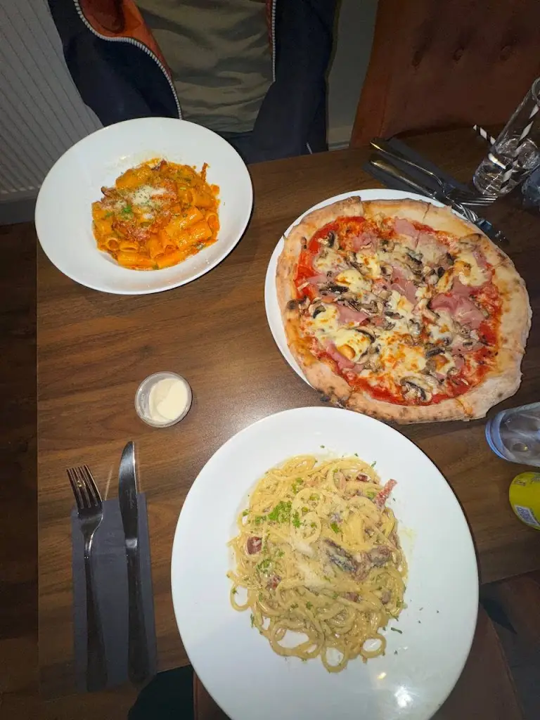 Yanny McGr_Falo_Kilcock_review