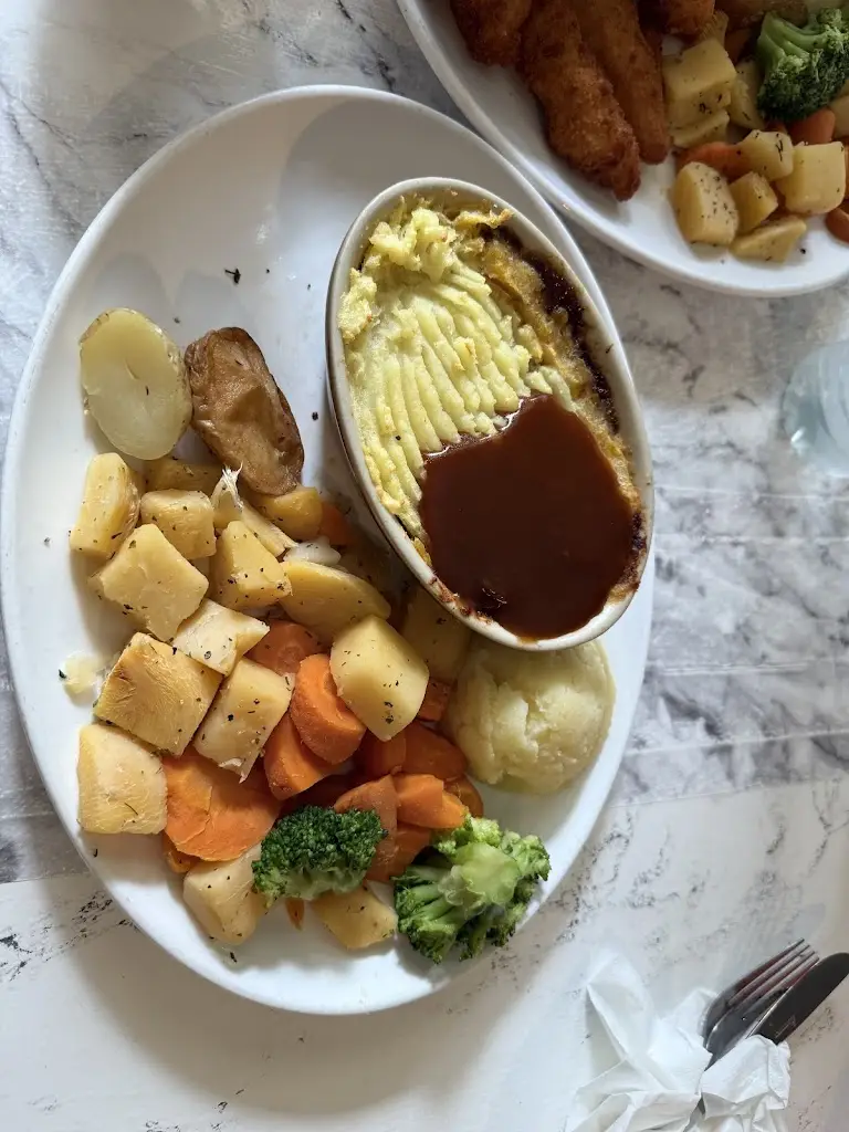 Francis Pulipati_Finnegans_County Galway_review