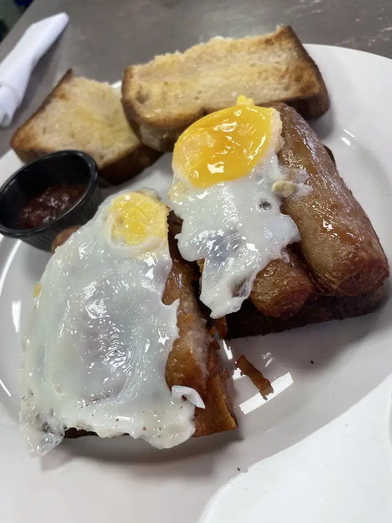 Menu_The Piers café_Moone_image_8