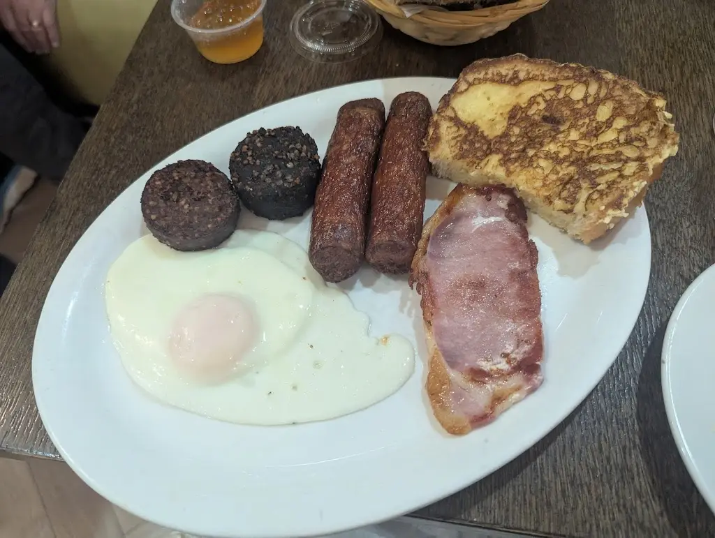 Ashley_An Granuaile_Kinnegad_review