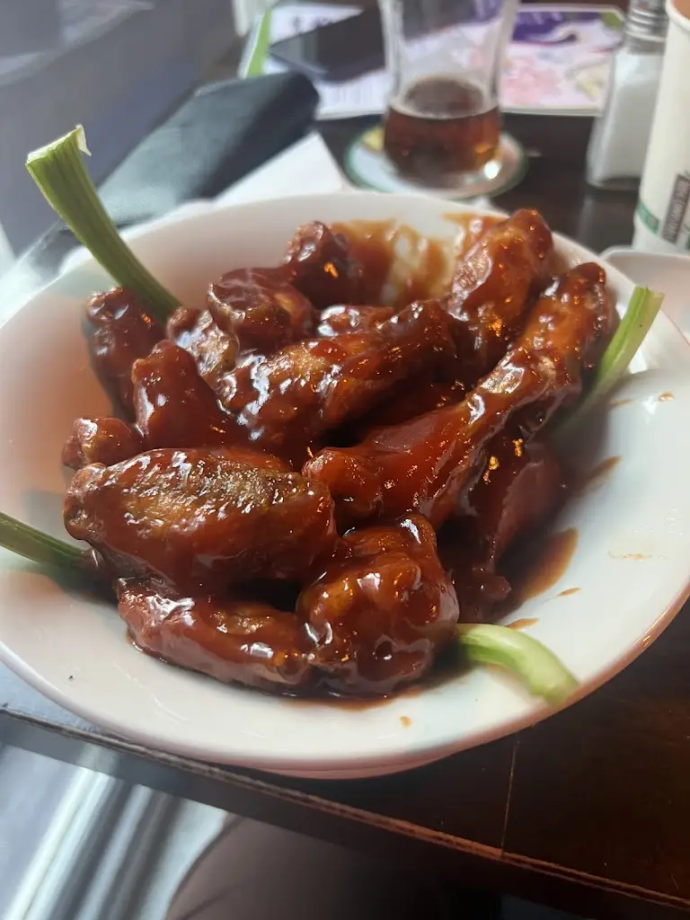 Юлія Прийма_The Cellar_County Galway_review