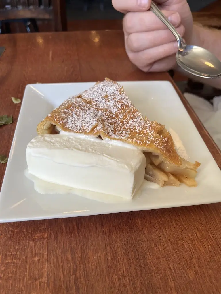 Menu_Bracken's Bar_Kinnegad_imagen_8