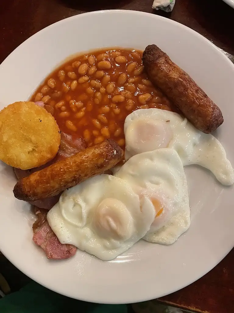 Ailsa Dempsey_Scanlons Pub_Kinnegad_reseña