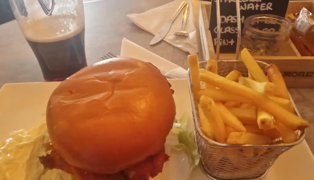 Rob Nesbit_Nanny Quinn's_Kinnegad_review