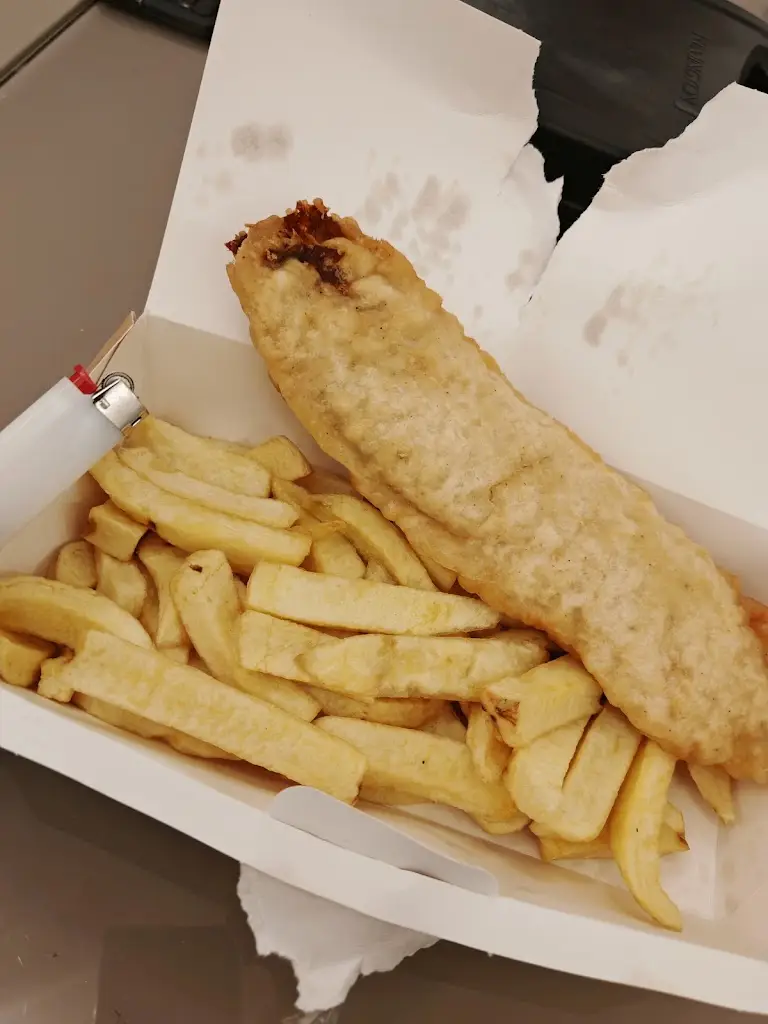 J Medlar_Macari’s Cafe/Take Away_Kinnegad_review