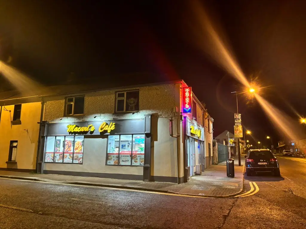 Macari’s Cafe/Take Away_Kinnegad_slider_image_3