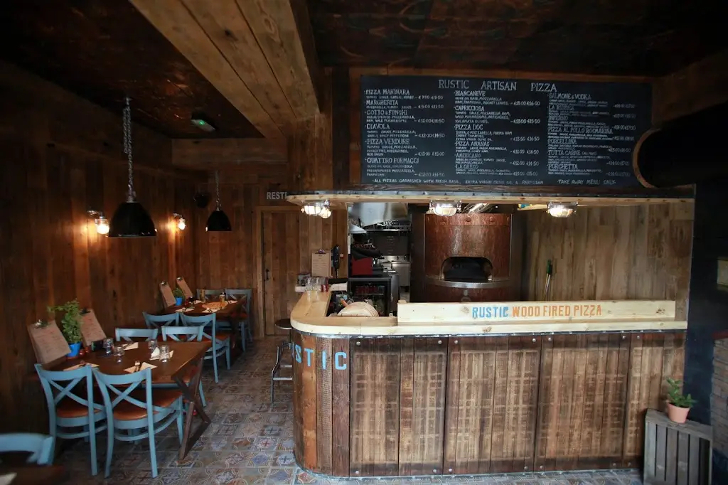 Rustic Wood Fired Pizza_Leixlip_slider_image_1