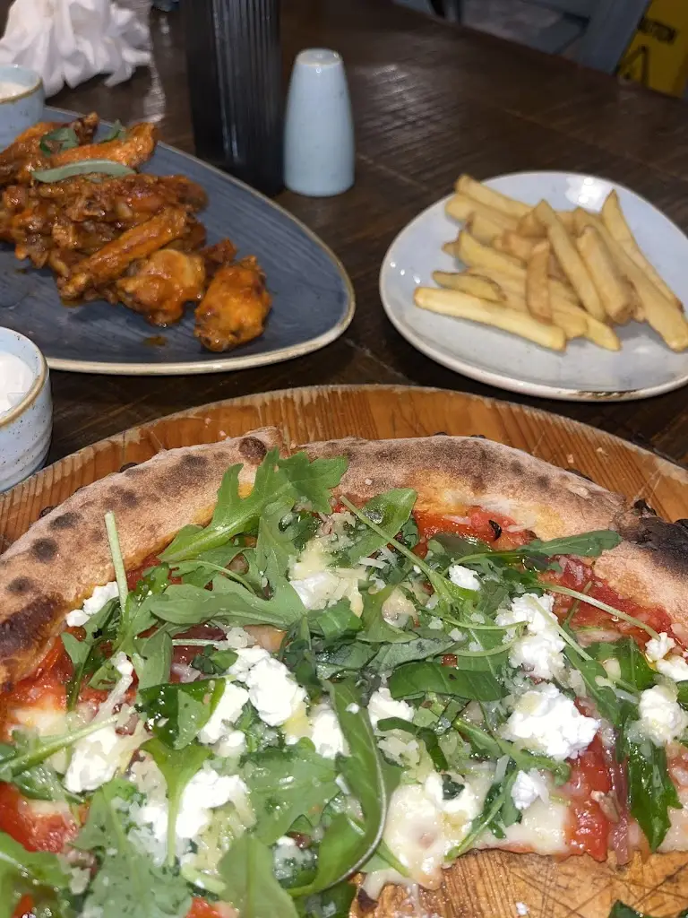 Rustic Wood Fired Pizza_Leixlip_slider_image_3