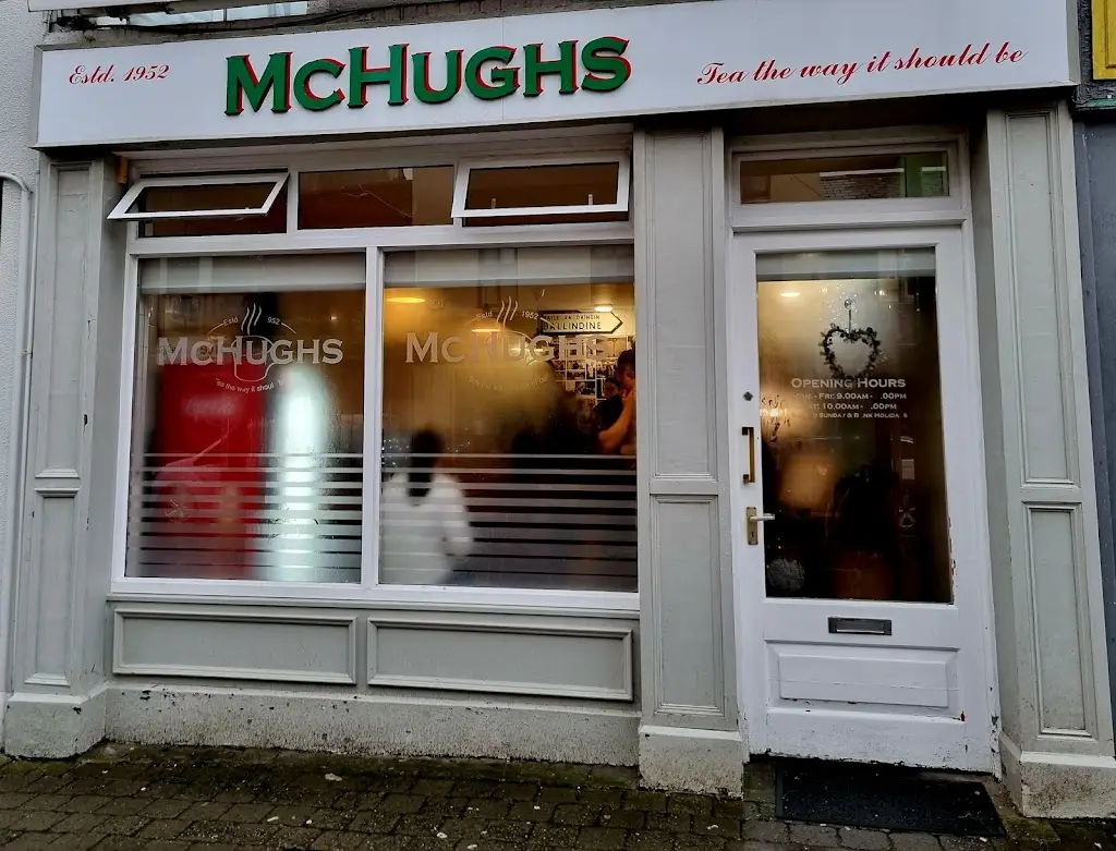 Lisa Clarke_McHugh's Cafe_Claremorris_avis