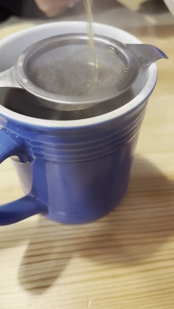 Thomas Clarke_McHugh's Cafe_Claremorris_avis