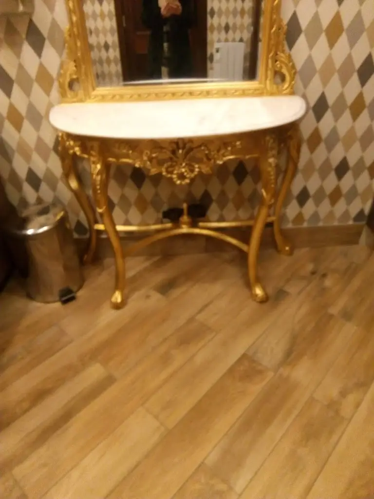 Becky Rochford_The Middle Shop_Leixlip_review