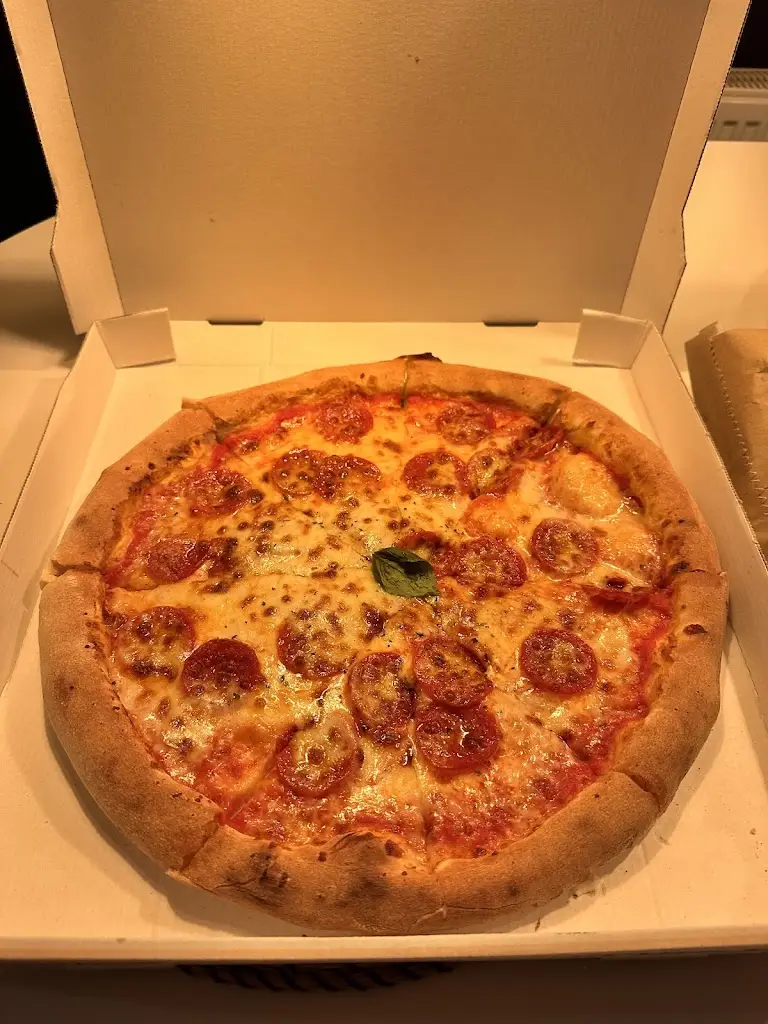 Menu_Amici Authentic Italian Pizzeria_Monasterevin_image_7