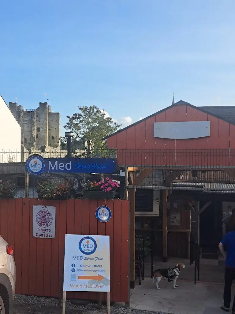 Med Street Food restaurant à Newtown Trim