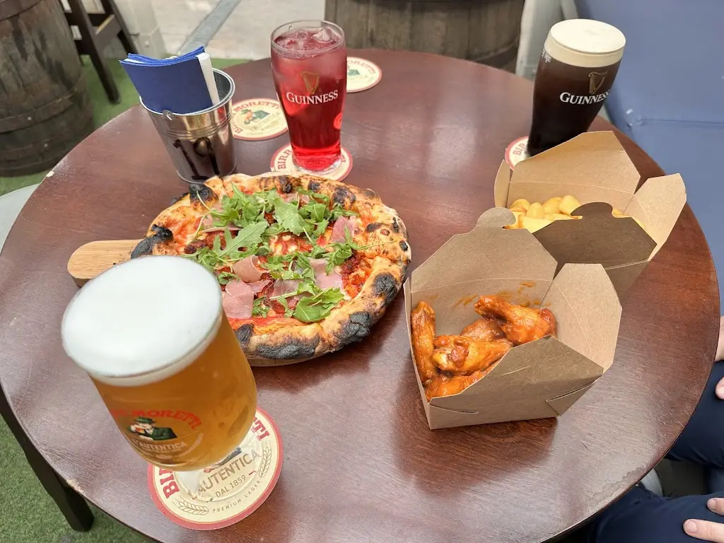 Med Street Food_Newtown Trim_slider_image_3