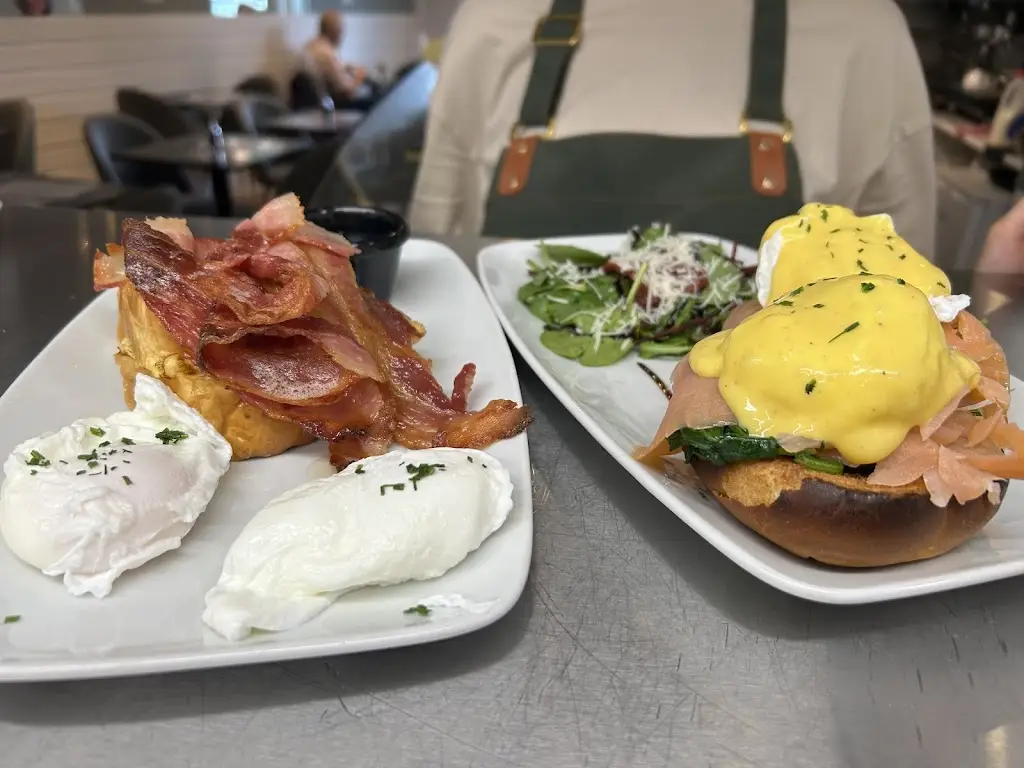 ALORA Brasserie_Navan_slider_image_3