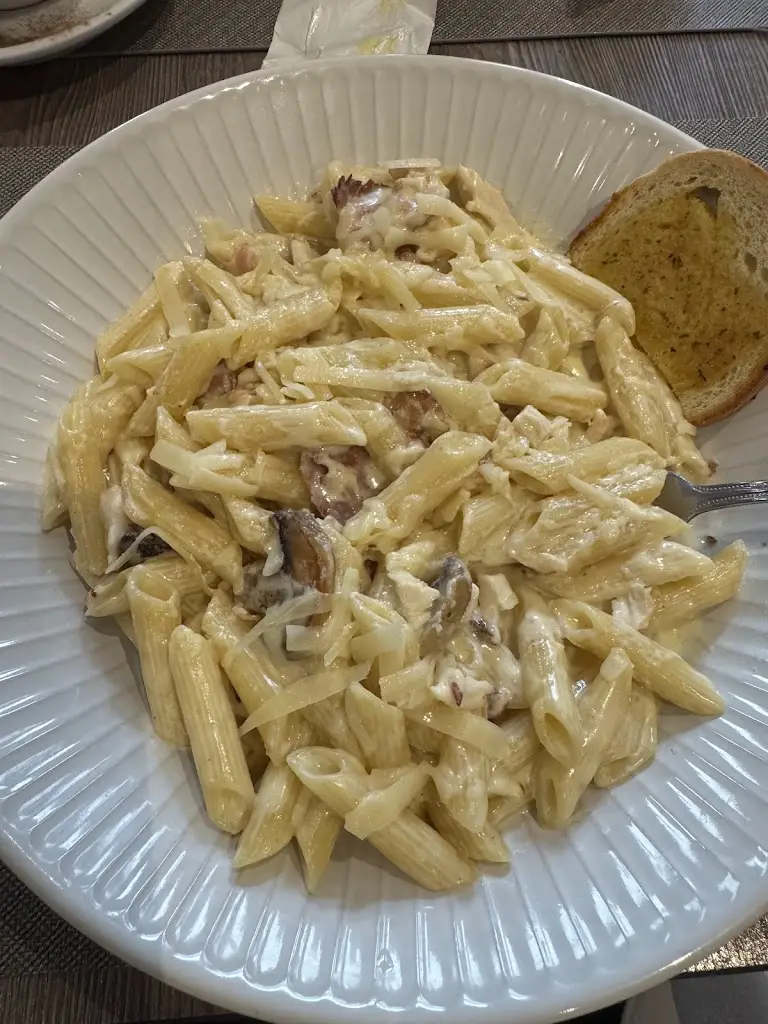 Destiny Forever_Arthur's Place_Navan_review