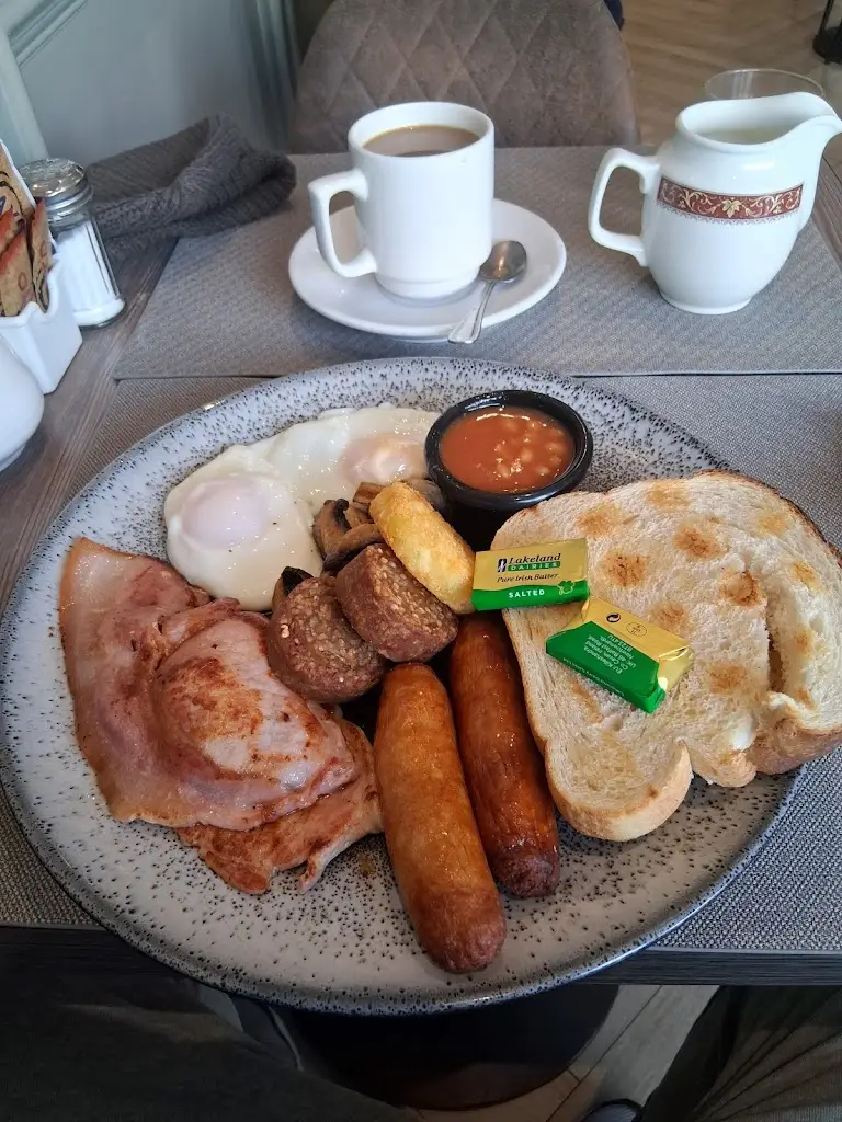 Patrick Corrigan_Arthur's Place_Navan_review