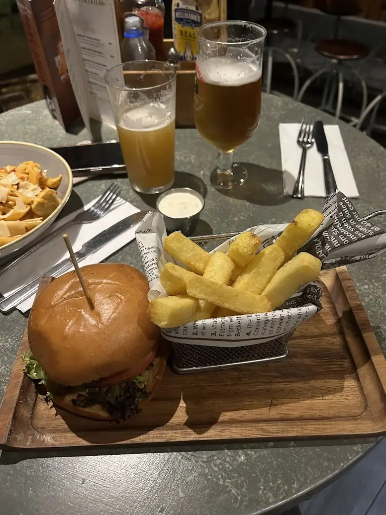 Jeremiah Grant Bar & Eatery_Portlaoise_slider_image_3