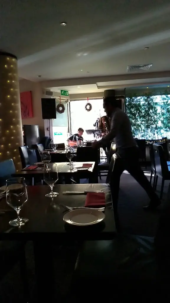 Kajjal_Malahide_slider_image_2