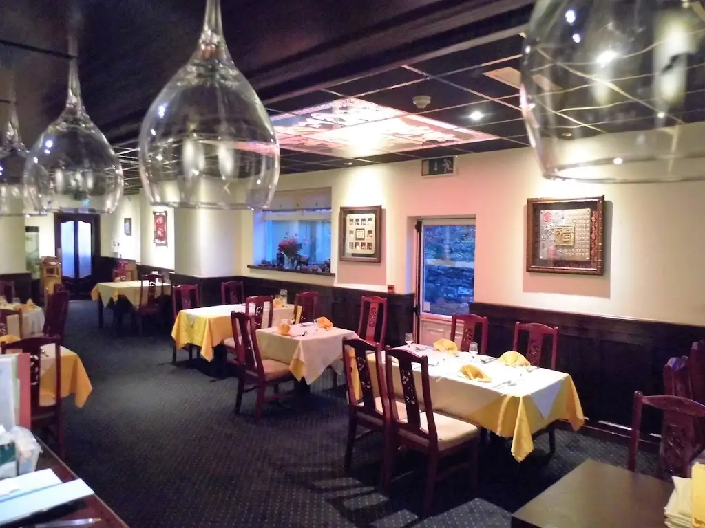 Brilliant Royal Asian Restaurant and Takeaway_Mountrath_slider_image_1