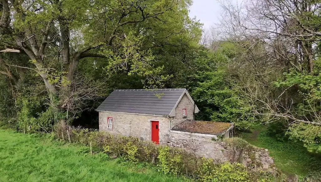 Stephen Duffy_Roundwood House_Mountrath_reseña