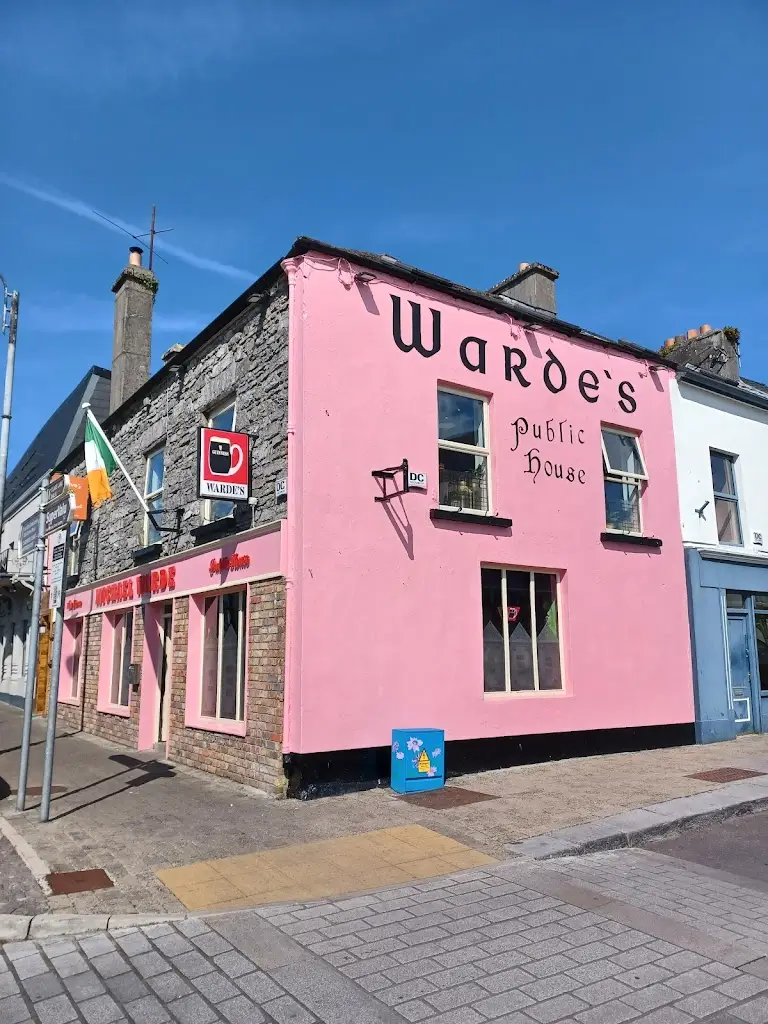 Warde's restaurante en Claremorris