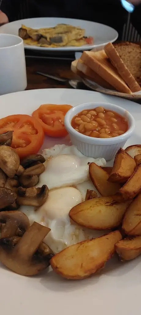 Menu_Ellie McGuires Restaurant_Claremorris_image_2