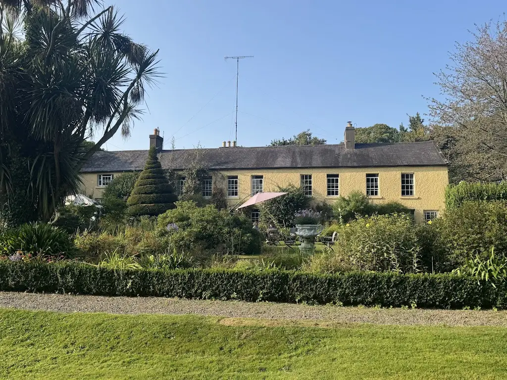 Val Jones-Hughes_Hunter's Hotel_Rathnew_Bewertung