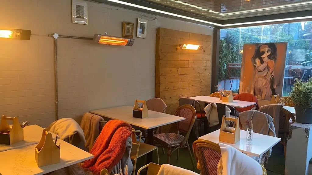 Farmer Browns Rathmines_Rathmines_slider_image_3