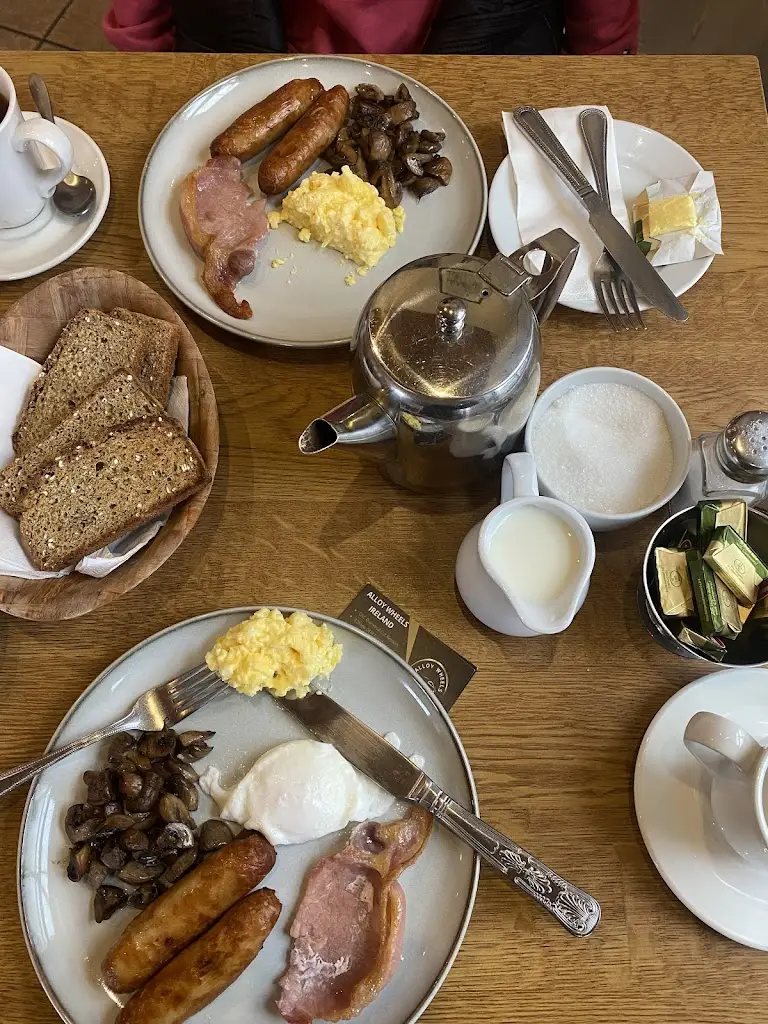 Gareth Hickey_Bunters Coffee Shop_Newtownmountkennedy_review