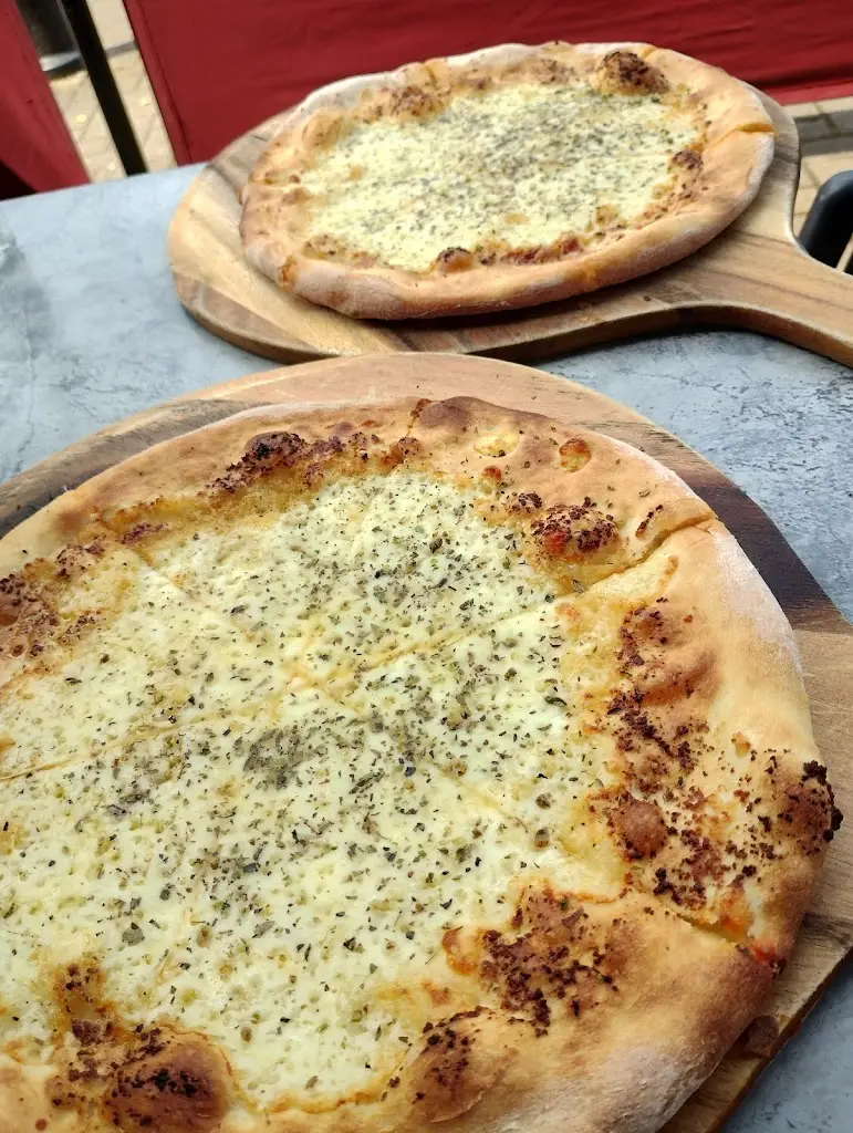 Menü_Brezzi's Wood Fired Pizza Delivery & Takeaway Portmarnock & Malahide_Portmarnock_Bild_6