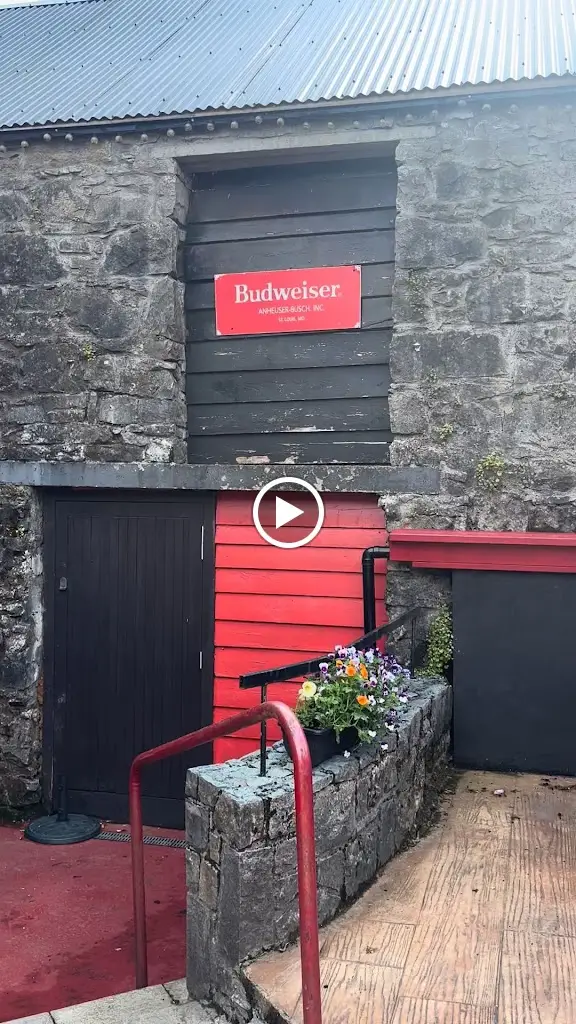 Hanley’s Bar_Claremorris_slider_image_2