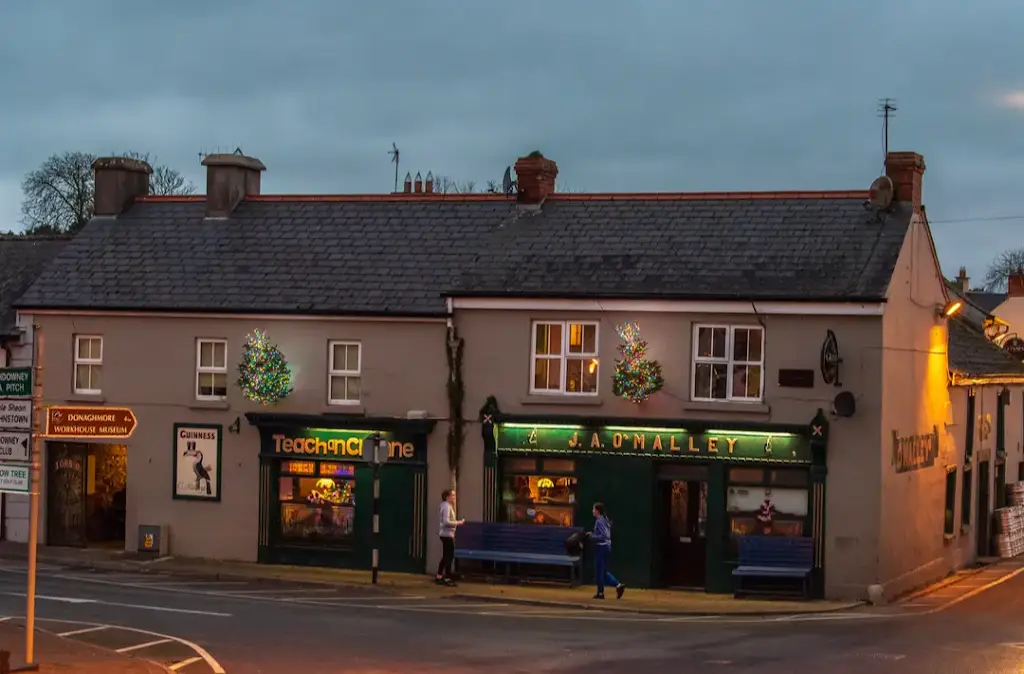 O'Malleys restaurant in Rathdowney