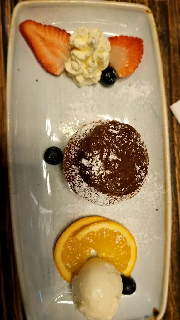 M Fathaigh_The Maple Tree_Rathcoole_review